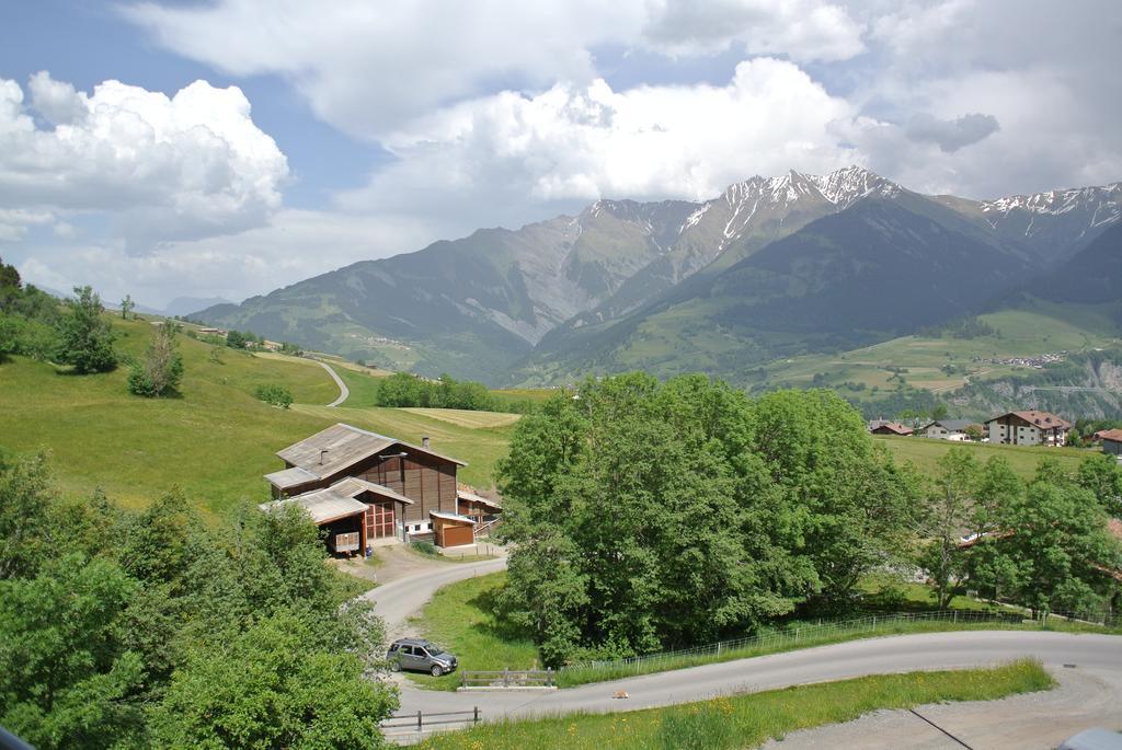 Hotel Ustria / Pensiun Trutg Vella Exteriér fotografie